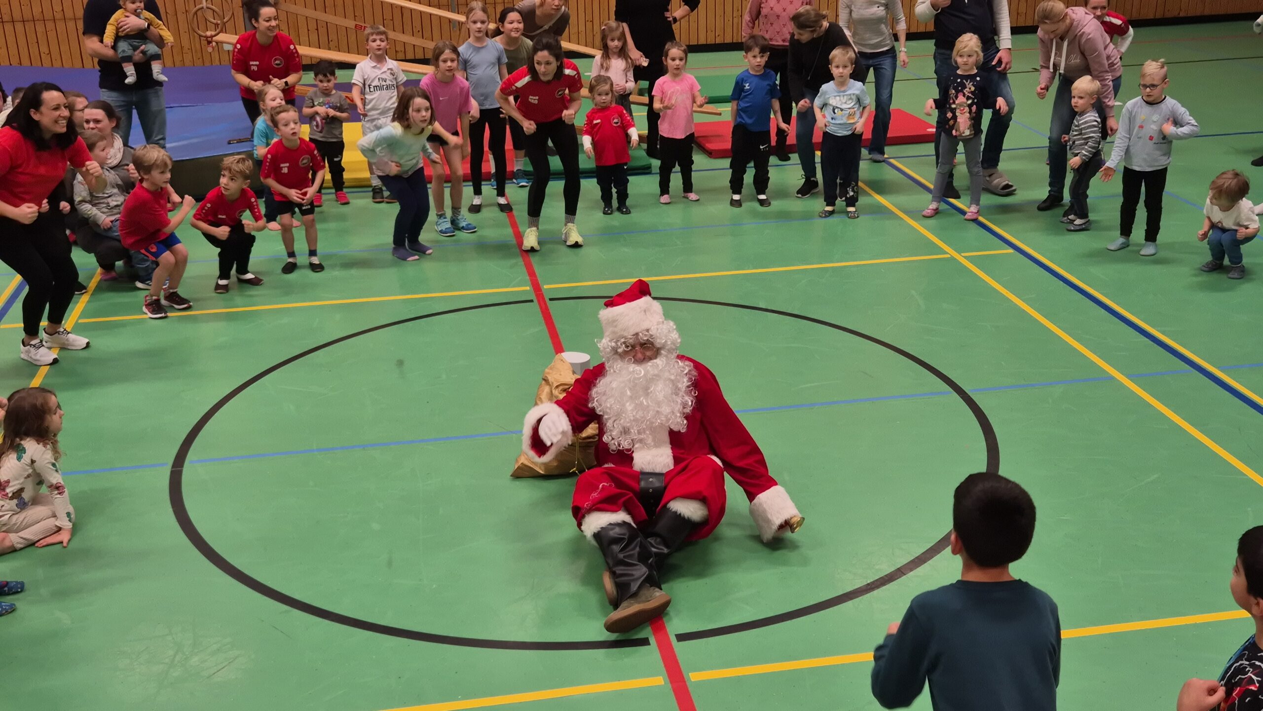 Weihnachtsfeier beim Kinderturnen🎄